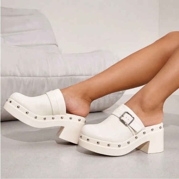 Dolce Vita Shoes - Dolce Vita Yevan Platform Studded Leather Clogs Mule Ivory Cream Latte NWOB